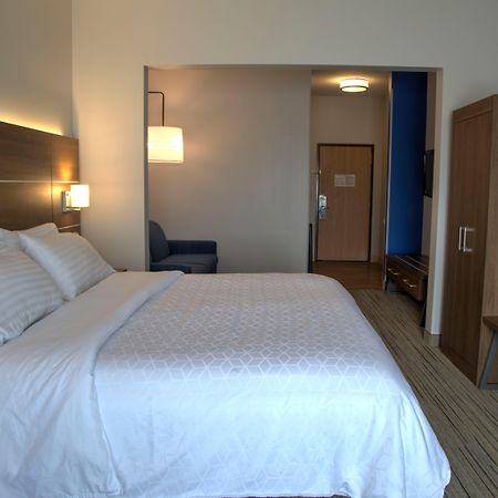 Holiday Inn Express Rochelle By Ihg Exterior photo