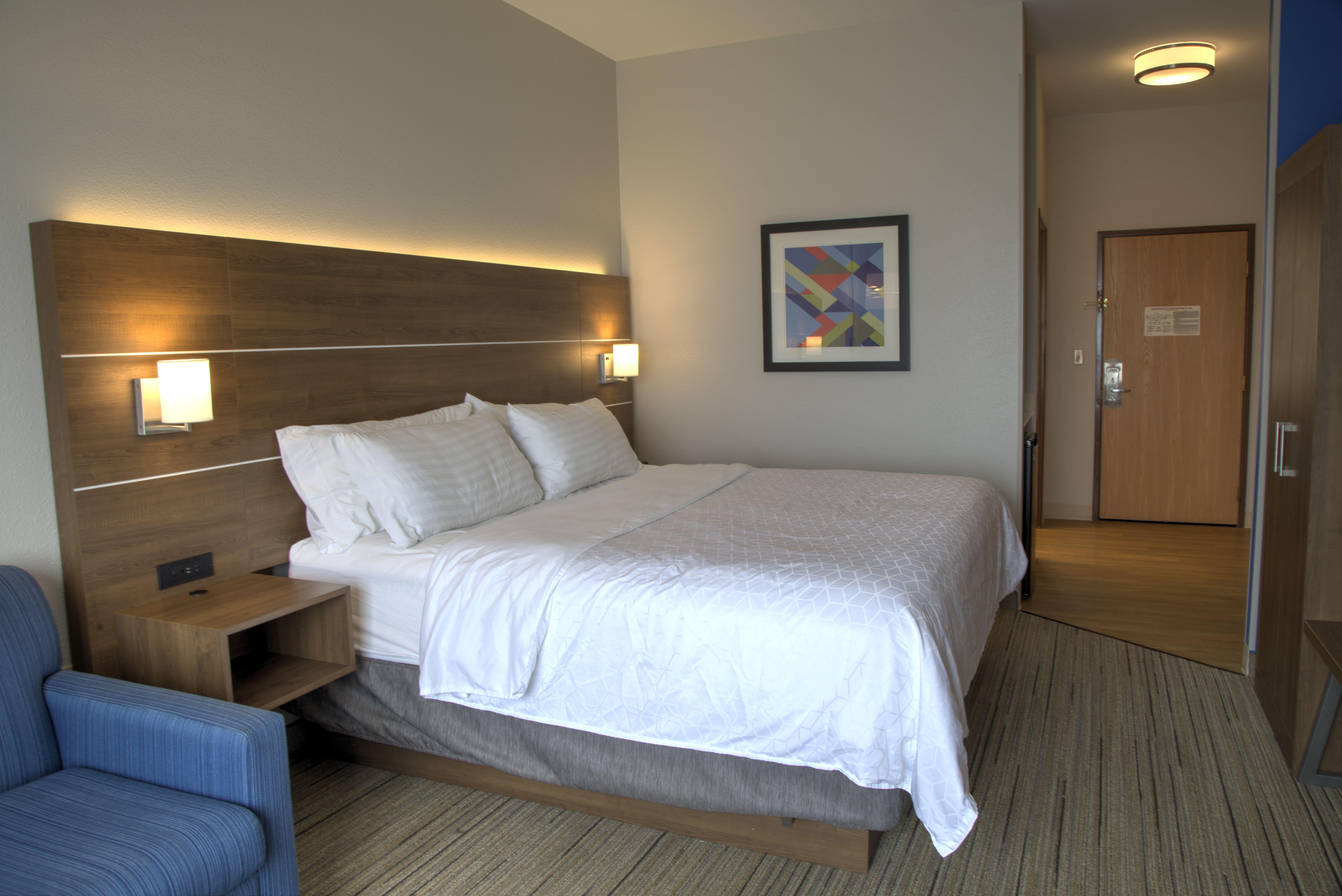 Holiday Inn Express Rochelle By Ihg Exterior photo