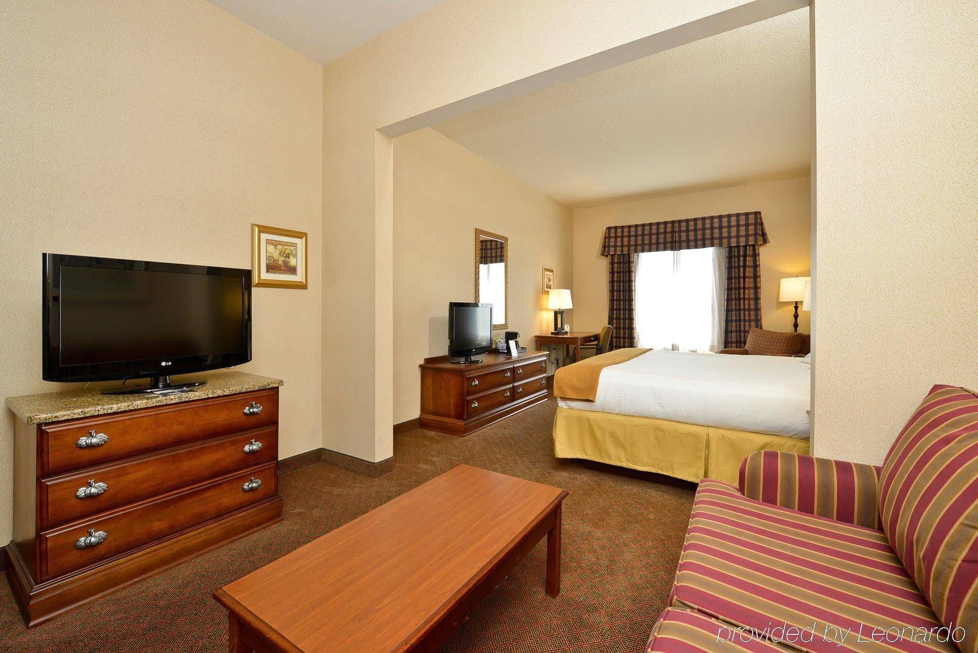 Holiday Inn Express Rochelle By Ihg Exterior photo