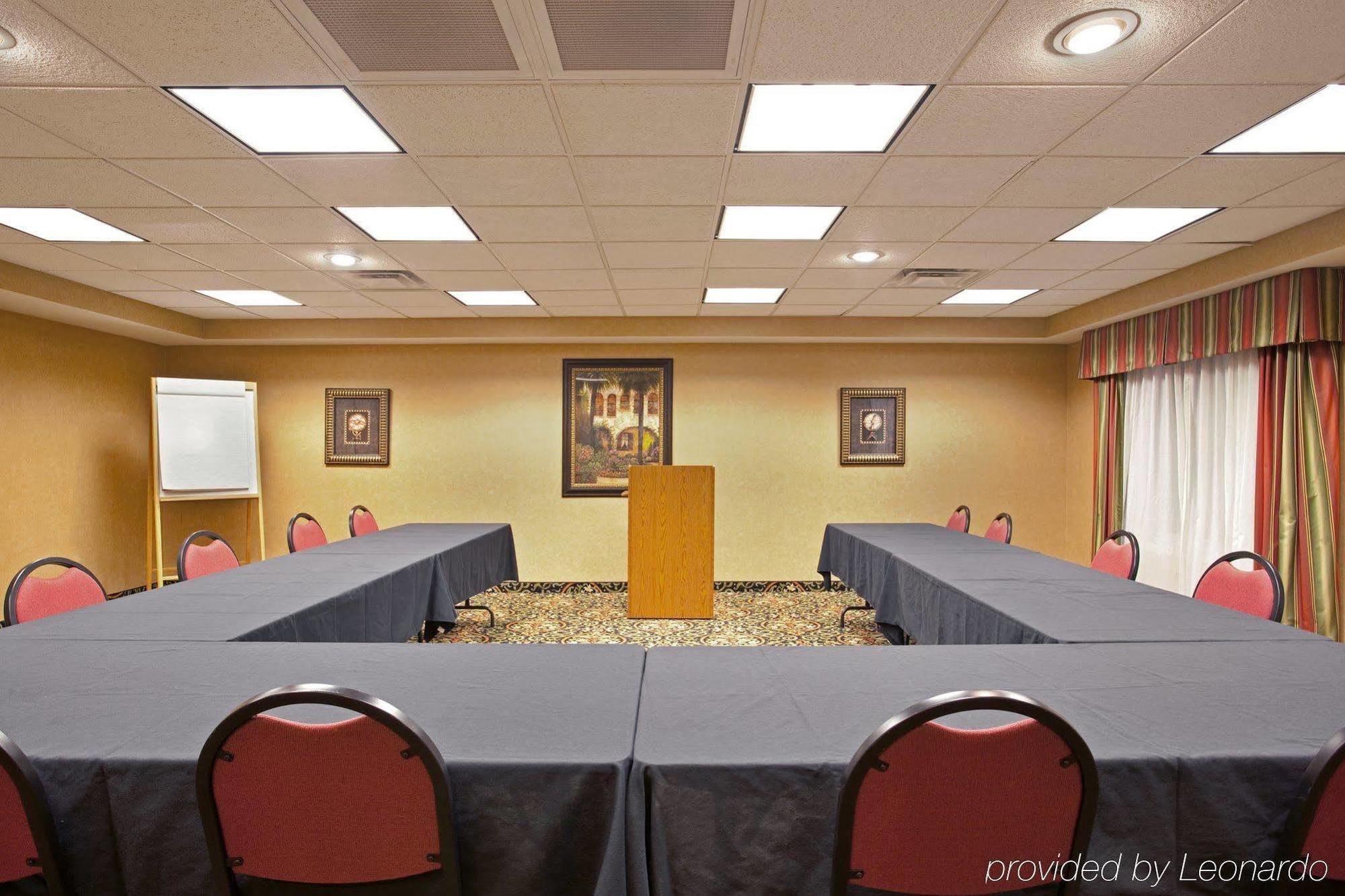 Holiday Inn Express Rochelle By Ihg Exterior photo